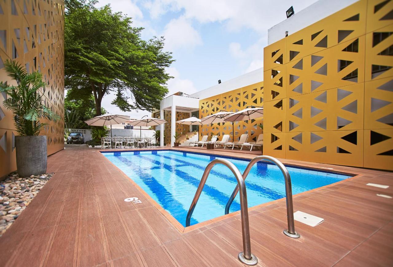 The Cabin Hotel Accra Buitenkant foto