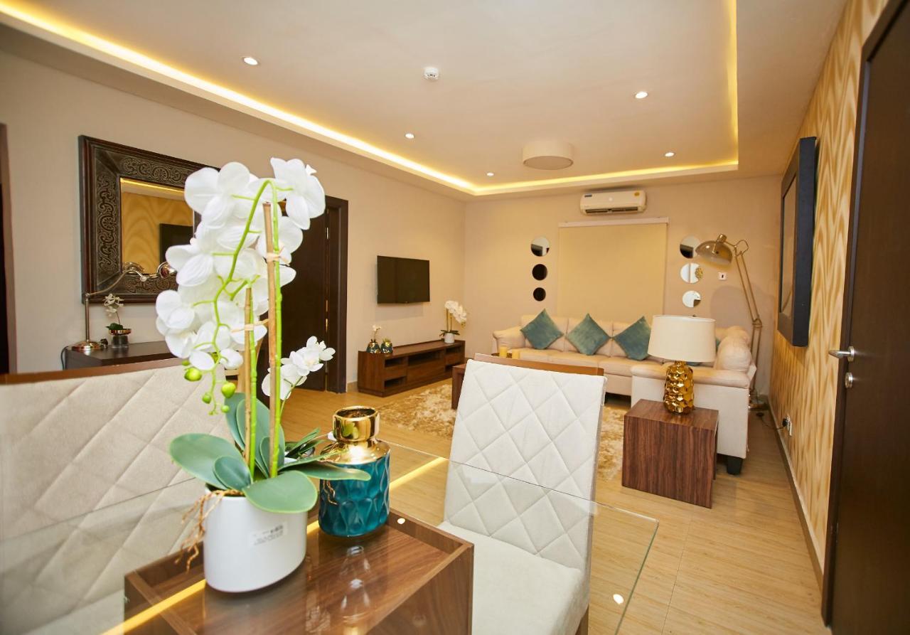 The Cabin Hotel Accra Buitenkant foto